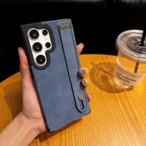 Funda de teléfono de cuero ante de lujo con correa y soporte para Samsung, detalle.