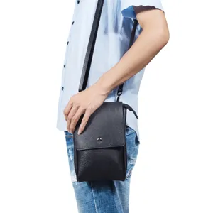 Vertical black leather shoulder bag for phone, mini crossbody pouch for daily use.