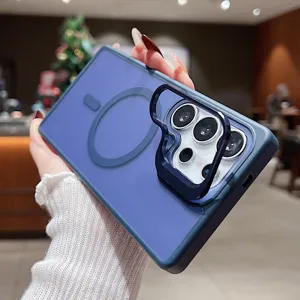 Vue détaillée de la coque magnétique avec support d'appareil pour Samsung S25 Ultra.
