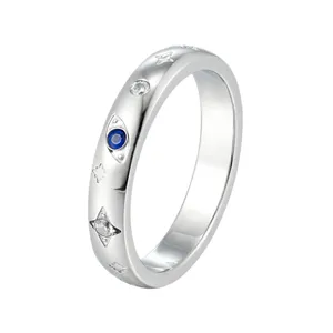 Anello da Donna in Acciaio Inossidabile a Forma di Pianeta Geometrico Stella Strass Fascia Resistente Scolorimento Gioielli Quotidiani Regalo