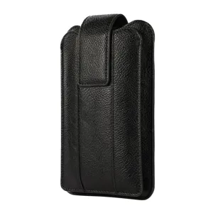 Detailansicht der schwarzen Leder vertikalen doppellagigen Taillentelefontasche für Herren.