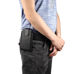 Schwarze Leder Handytasche Gürtelholster mit Magnetverschluss für tragbare Nutzung.
