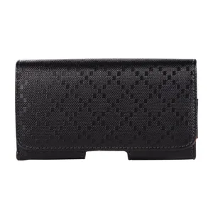 Schwarze Leder-Handytasche horizontal mit Klappe und Gitterstruktur für iPhone 13.