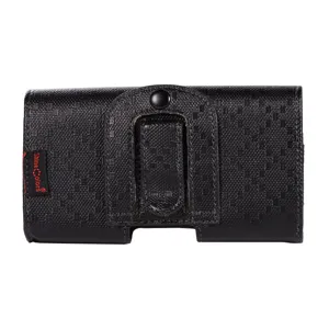 Schwarze Handytasche Detailansicht, strukturierte horizontale Gürteltasche mit praktischem Druckknopf.