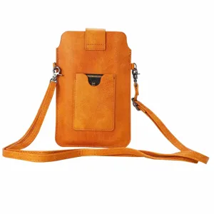 Oranje lederen crossbody telefoontas met kaartvak en verstelbare riem voor dagelijks gebruik.