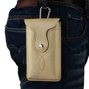 Beige Handytasche aus Leder für Outdoor mit Karabinerhaken, passend für verschiedene Smartphones.