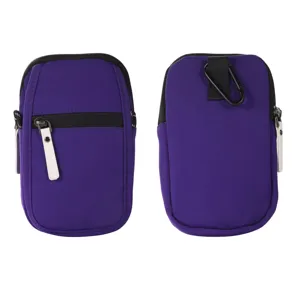 Marsupio universale viola con tasca con cerniera e gancio a moschettone per cellulari.