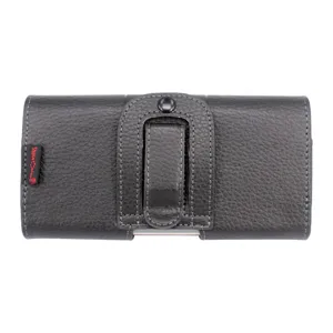 Détail d'étui de téléphone en cuir, pochette de ceinture horizontale avec clip pour homme.