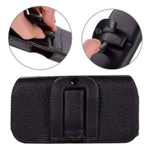 Schwarze Leder-Handy-Gürteltasche mit Gürtelclip und Druckknopfverschluss im Detail.
