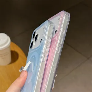 Primer plano detallado de la funda de teléfono magnética con purpurina y concha degradada.