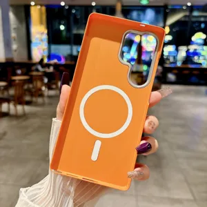 Oranje magnetische telefoonhoesje detail, huidvriendelijke PC beschermhoes Samsung.