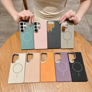 Magnetisch mat telefoonhoesje voor Samsung Ultra, huidvriendelijke afwerking, kleurrijk.