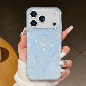 Detalle en primer plano de la funda magnética con textura nacarada y brillo brillante.