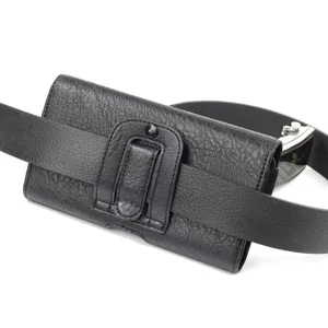 Schwarze Kunstleder Handytasche mit Steinmuster Textur und Gürtelschlaufe für den Alltag.