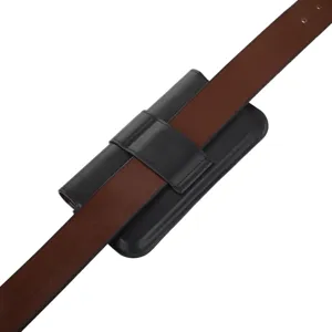 Etui de téléphone portable en cuir noir avec ceinture marron pour accessoire quotidien.