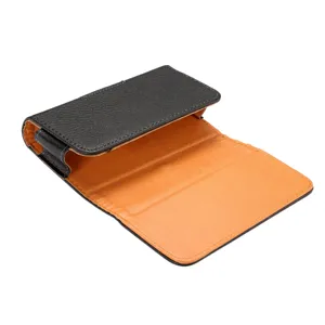 Vue détaillée d'un étui de téléphone en cuir noir et orange avec motif litchi pour ceinture.