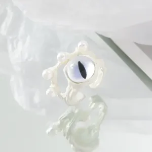 Cute creative cat eye ring for women, sweet irregular white pearl adjustable opening finger ring.