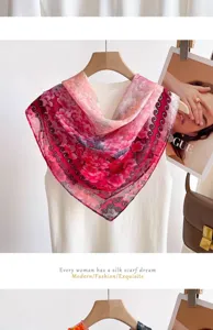 Vista detallada de bufanda de seda floral para mujer, pañuelo ligero diseño de pintura.