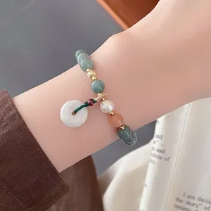 Bracelet en pierre de jade birman style rétro chinois avec perles et boucle de paix.
