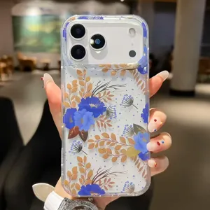 Primo piano dettagliato della custodia per telefono trasparente con motivi floreali blu.