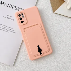 Coque de téléphone en silicone rose avec porte-carte et anneau support de protection.