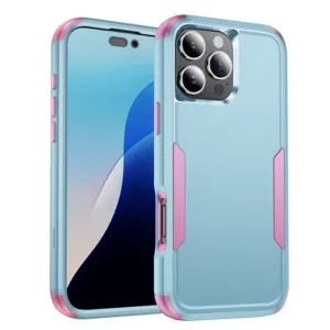 Vista detallada de la funda protectora resistente con recortes precisos y cámara.