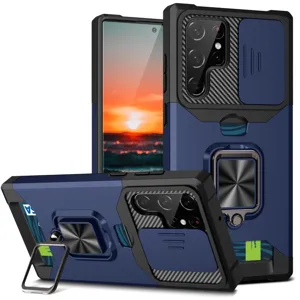 Detalle de la funda de teléfono resistente con cubierta deslizante para cámara y soporte.