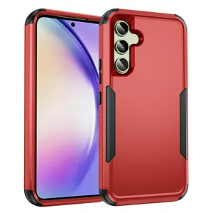 Vista detallada de funda protectora roja robusta, carcasa antigolpes con recortes de cámara precisos.