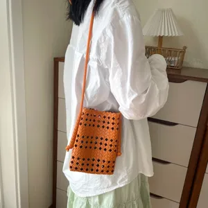 Borsa a tracolla intrecciata chic da donna, elegante borsetta casual per ogni giorno.