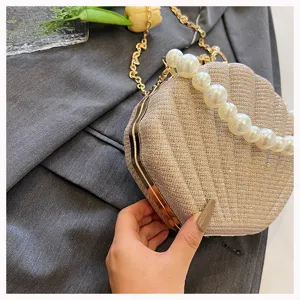 Shell evening clutch bag with pearl handle and metal chain for women fashion shoulder bags