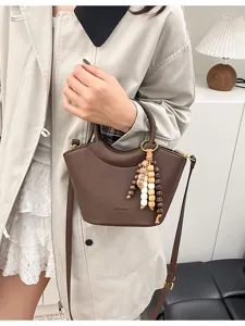 Women's PU Leather Bucket Bag Minimalist Top Handle Handbag Fashion Casual Crossbody Bag With Beaded Pendant