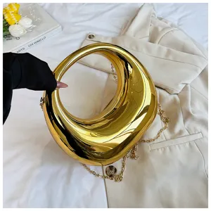 Bolso de mano acrílico esculpido en oro con cadena de metal, elegante bolso de noche.