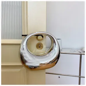Bolso de hombro de acrílico metálico plateado media luna bolso moderno elegante mujer