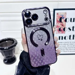 Diamond gradient heart glitter phone case detail showing exquisite texture and magsafe ring.