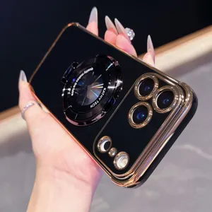 Gedetailleerd overzicht van de gegalvaniseerde telefoonhoes met metalen ringstandaard.