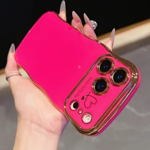 Custodia per telefono ondulata galvanizzata con doppio cuore, cover protettiva rosa brillante chic.