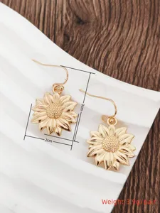 Retro bohemian sunflower earrings, vintage gold metal flower drop earrings for women.
