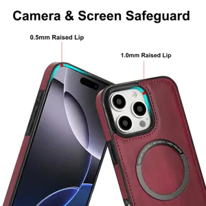 Vue détaillée de la coque de protection avec rebords surélevés pour écran et caméra.