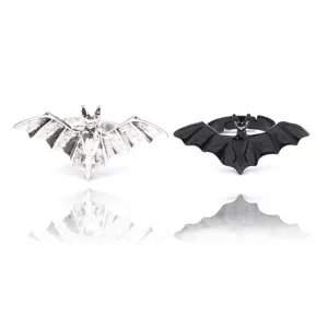 Gothic bat ring set in silver and black metal, adjustable punk finger jewelry for women and men.