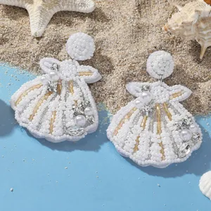 Orecchini pendenti angelo conchiglia di perline bianche fatte a mano stile spiaggia estiva