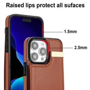 Vista detallada de la funda de cuero marrón con protección elevada y tarjetero.