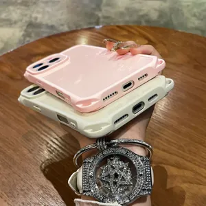 Funda de teléfono de silicona suave anticaída de cuatro esquinas compatible con iPhone.