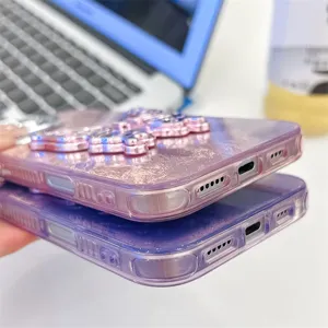 Gedetailleerd overzicht van glitterende vlinder telefoonhoesje met textuur voor iPhone.