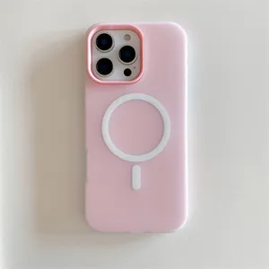 Vue détaillée de coque de téléphone magnétique mate rose pastel avec anneau MagSafe et protection.