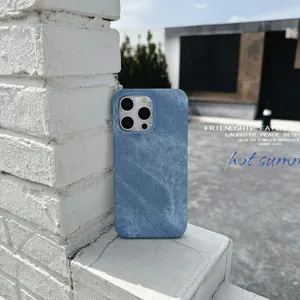 Funda protectora con textura de mezclilla compatible con serie iPhone, elegante carcasa azul.
