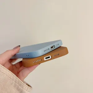 Koreaanse stijl effen matte telefoonhoesje detailweergave voor Apple iPhone modellen.