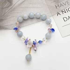 Bracelet de perles en cristal frais avec pendentif fleur et élégant bijou Hanfu pour femmes.