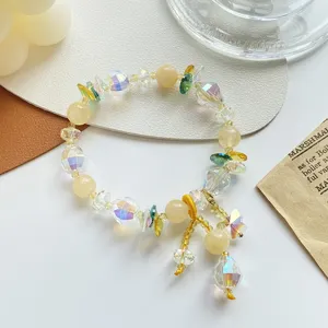 Bracelet de perles en cristal style fée frais avec cristaux AB brillants et charmants papillons.