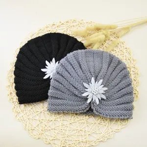 Women Luxurious Rhinestone Fireworks Flower Knit Beanie Pastoral Style Warm Winter Turban India Hat Outdoor Everyday Warm Headwear