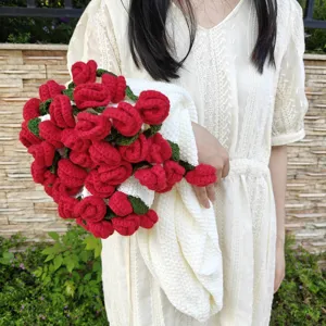 Coperta in Maglia a Forma di Mazzo di Rose in Acrilico Pastorale Fatta a Mano Coperta Tridimensionale Floreale Decorazione della Casa per San Valentino